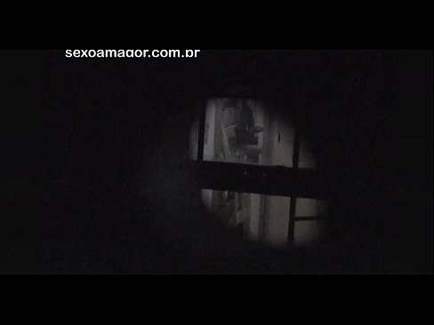 ❤️ Блонді таємно знімає на відео сусідський вуайерист, прихований за порожнистими цеглами Порно-відео у нас uk.mailkassa.ru ☑
