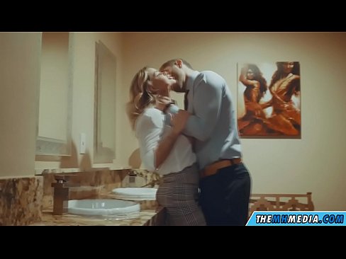 ❤️ Коли грудаста блондинка спокушає вас у громадському туалеті Порно-відео у нас uk.mailkassa.ru ☑